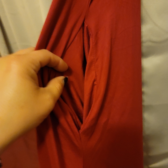 Dress - Picture 2 of 3